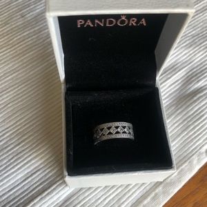Pandora Ring